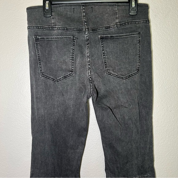 Free People Penny Pull On Flare Jeans women’s size 29 - Picture 7 of 10